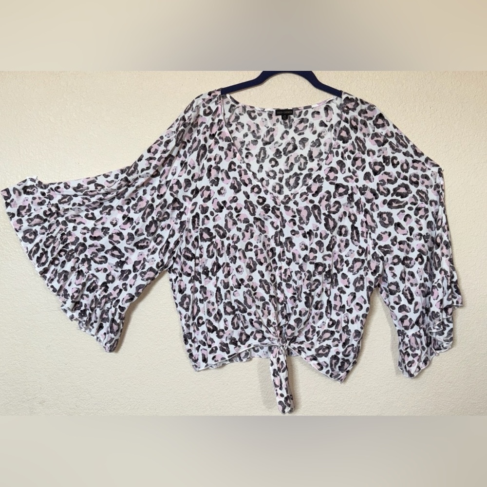 Coco + Carmen Blouse -L/XL V-neck, white gray & pink leopard print.